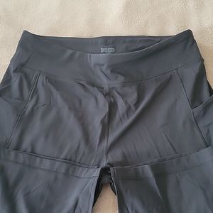 Duluth Trading Armachillo leggins with leg flare and cooling slit